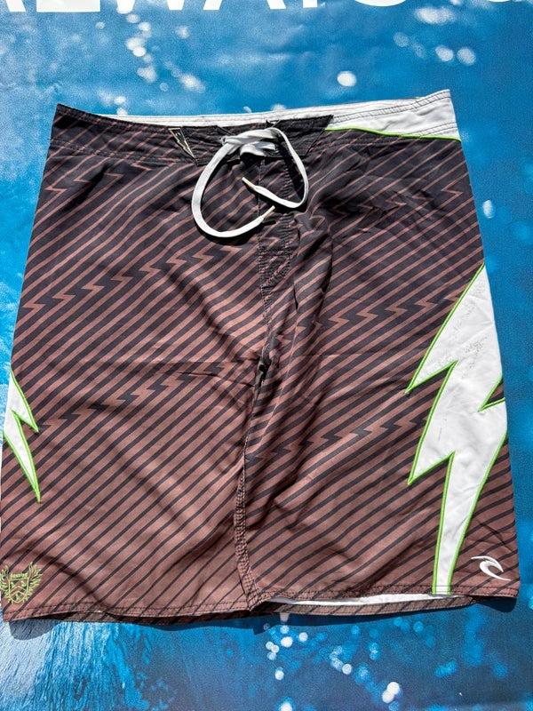 Y2K Rip Curl Boardshorts Green Thunder Print 38