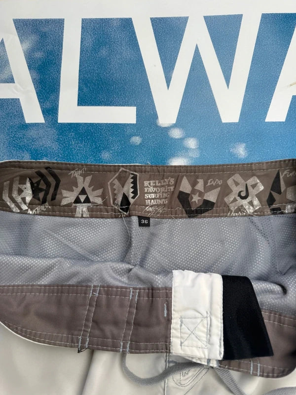 Y2K Quiksilver White Brown Camo Boardshorts 36