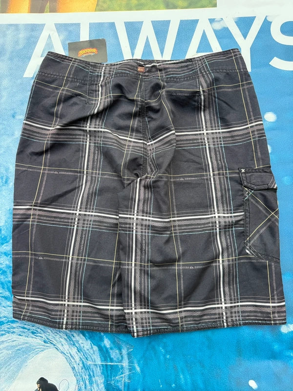 Y2K Quiksilver Plaid Boardshorts M/L