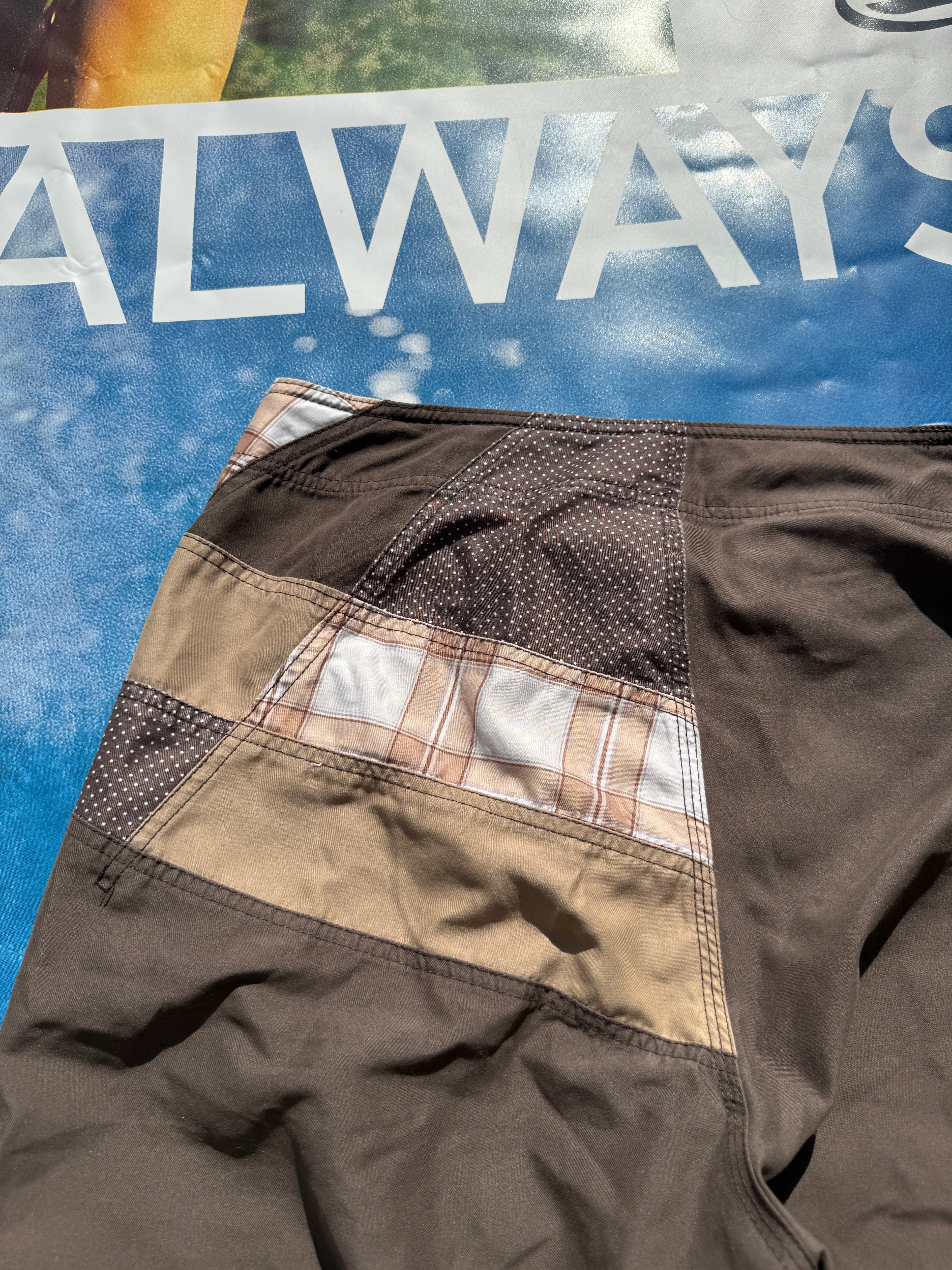 Y2K Lost Surfboard Boardshorts