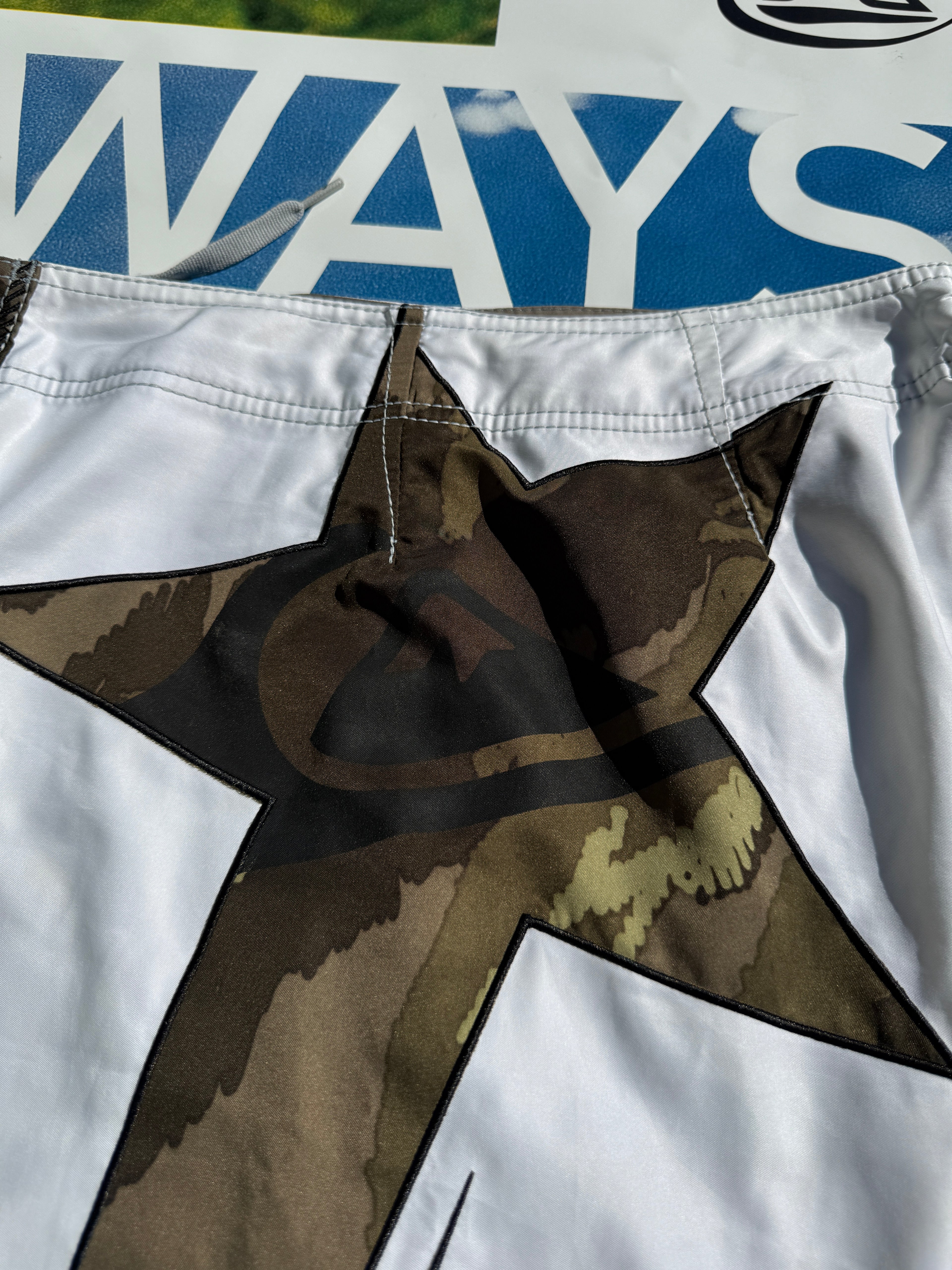 Grail Y2K Quiksilver Camo Kelly Slater Signature Boardshorts