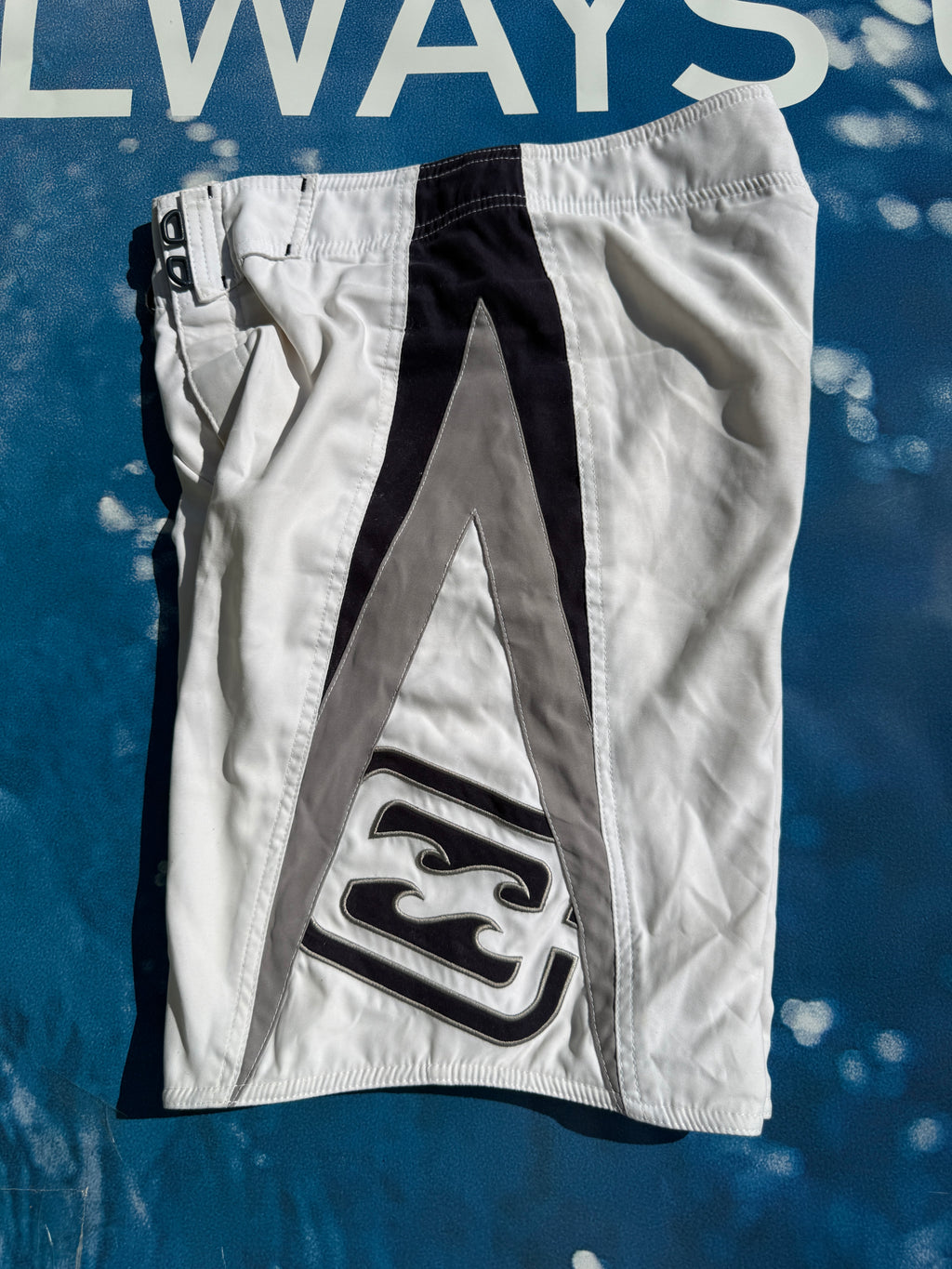 90s Billabong Clean Boardshorts