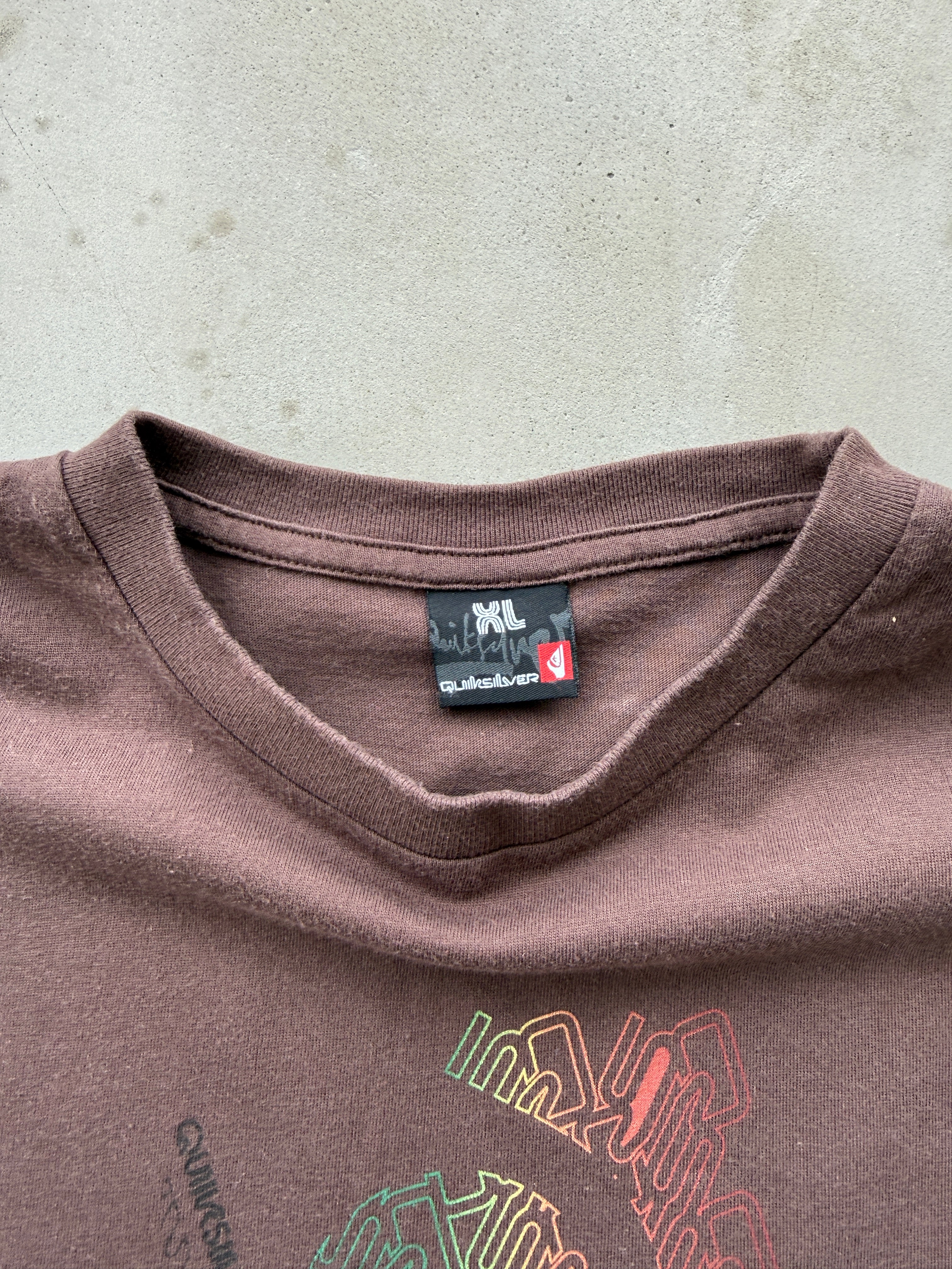 Quiksilver Y2K Vintage Longsleeve 00’s with reggae colors