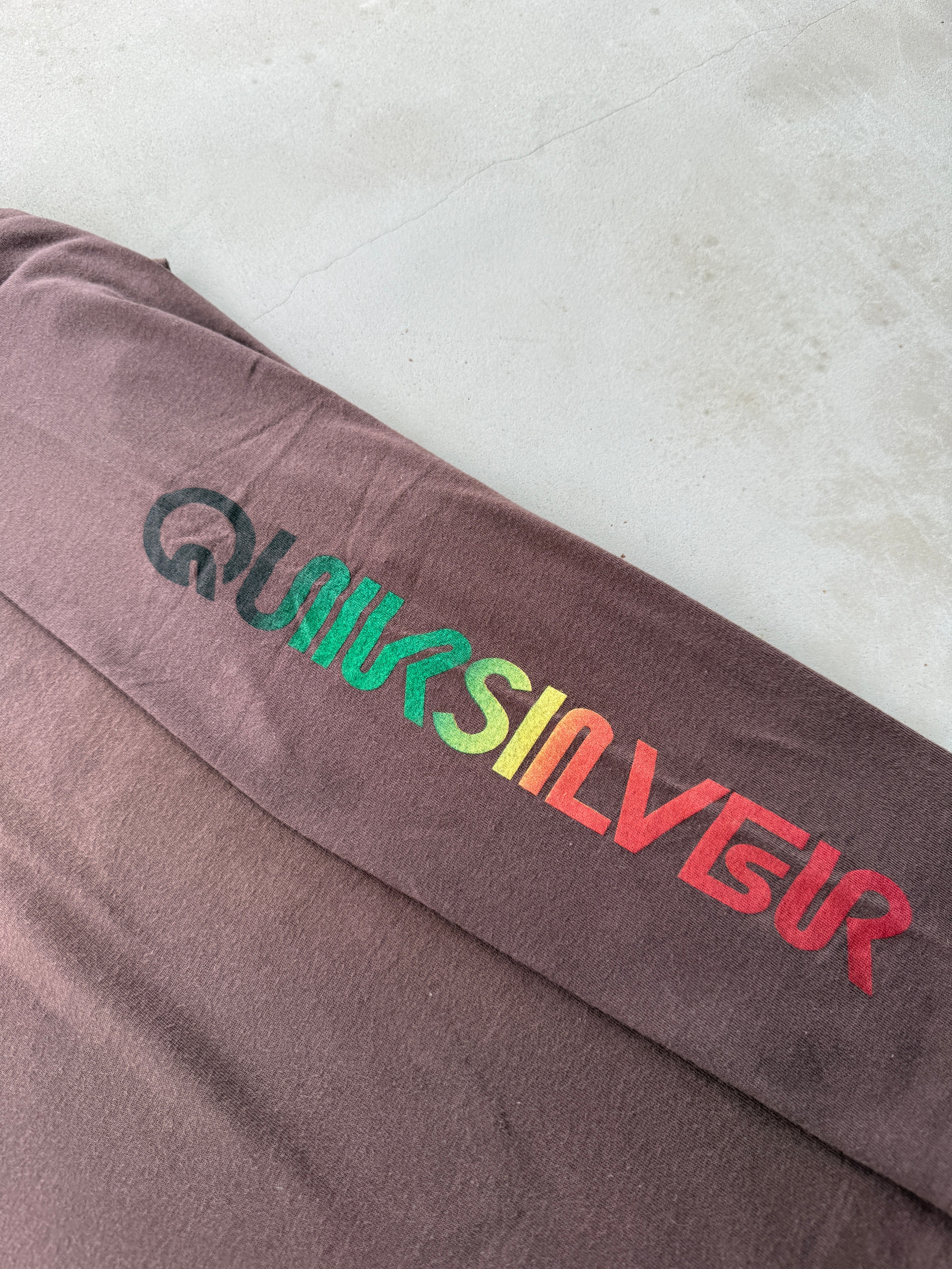 Quiksilver Y2K Vintage Longsleeve 00’s with reggae colors