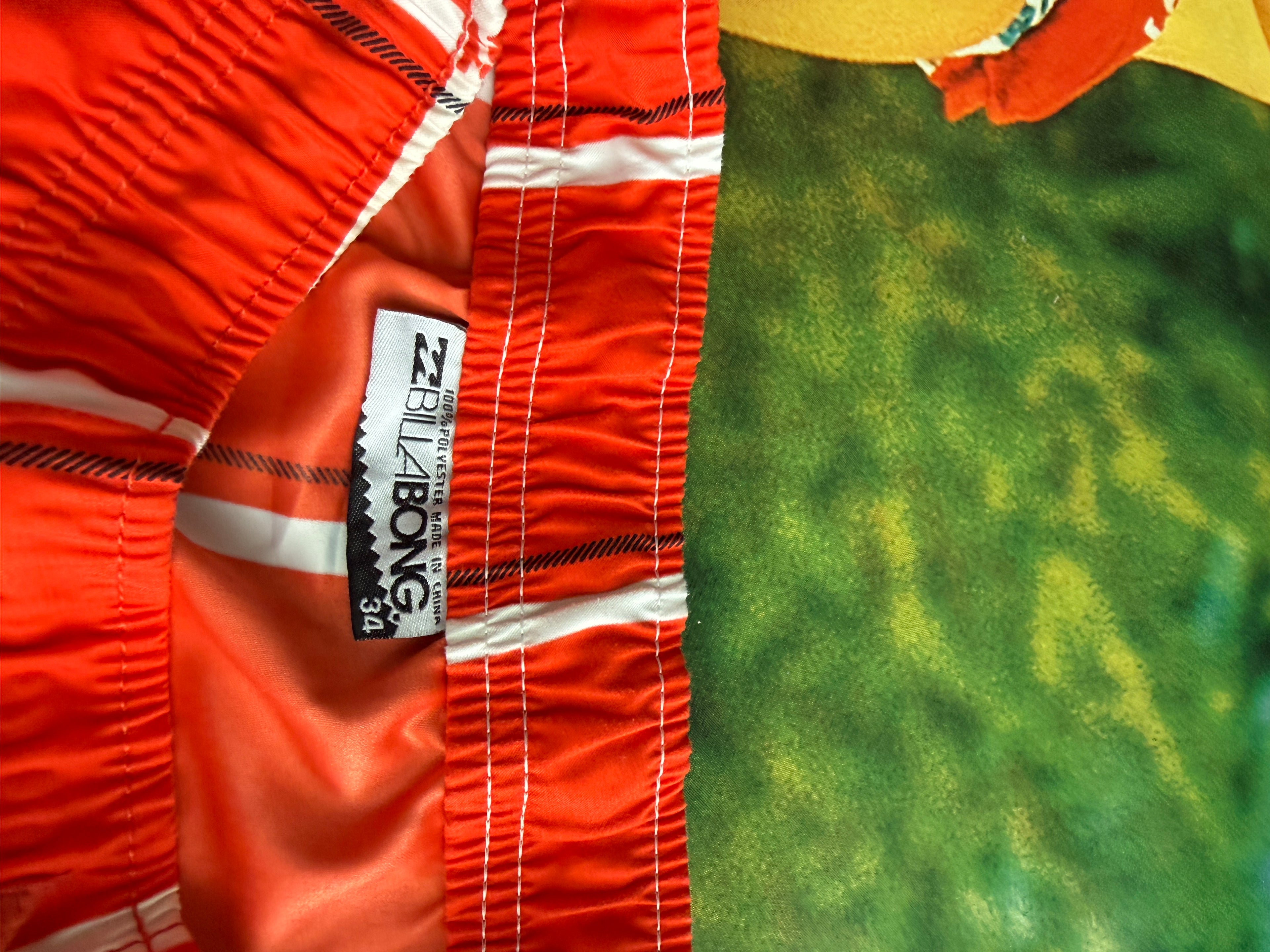 Y2K Billabong Orange Plaid Boardshorts size 34
