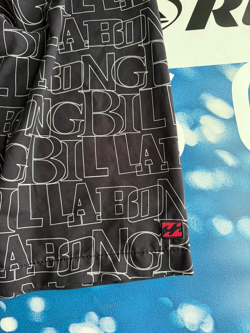 Y2K Billabong Black Boardshorts size 34