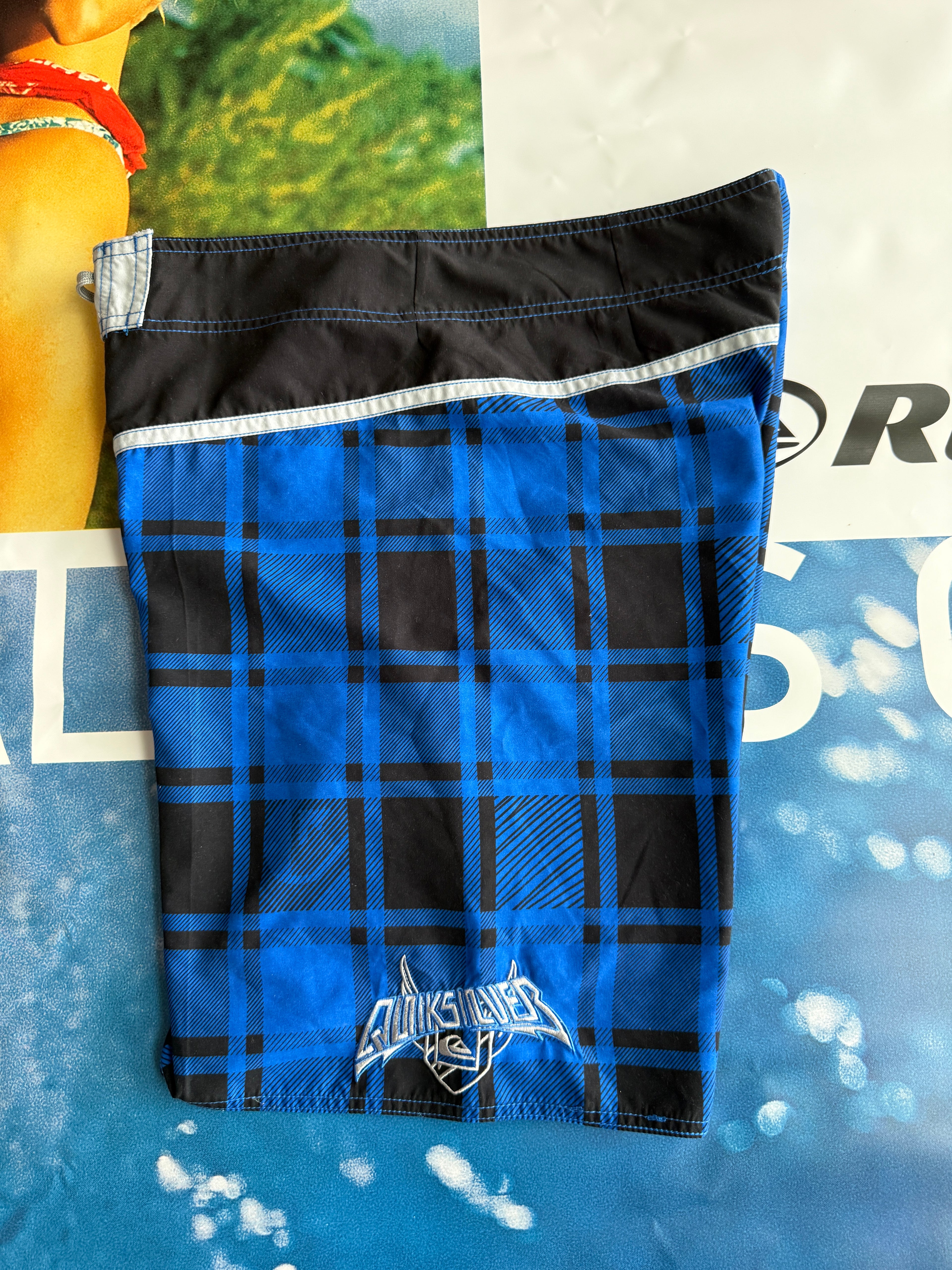 Y2K Quiksilver Plaid Boardshorts size 36