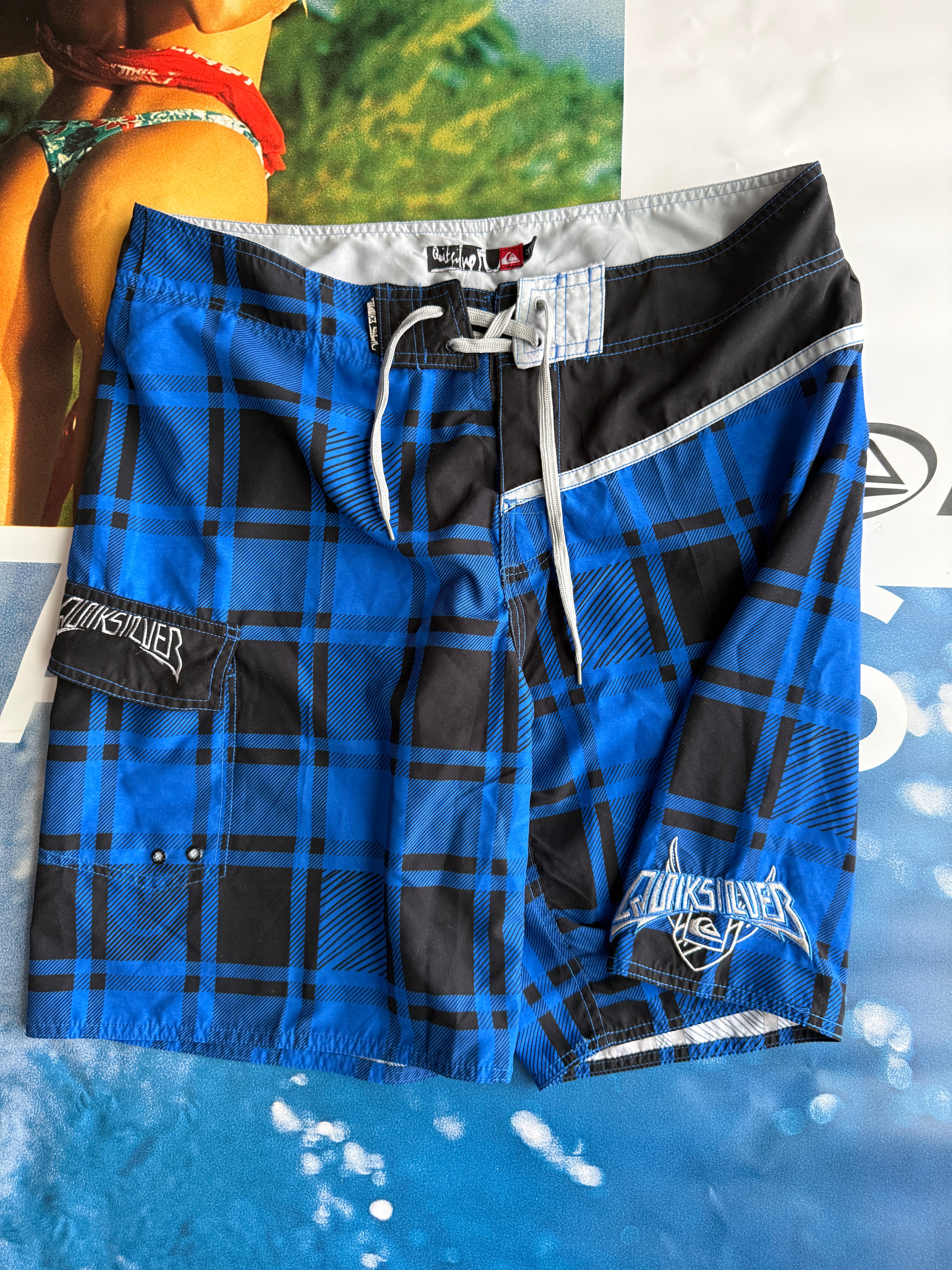 Y2K Quiksilver Plaid Boardshorts size 36