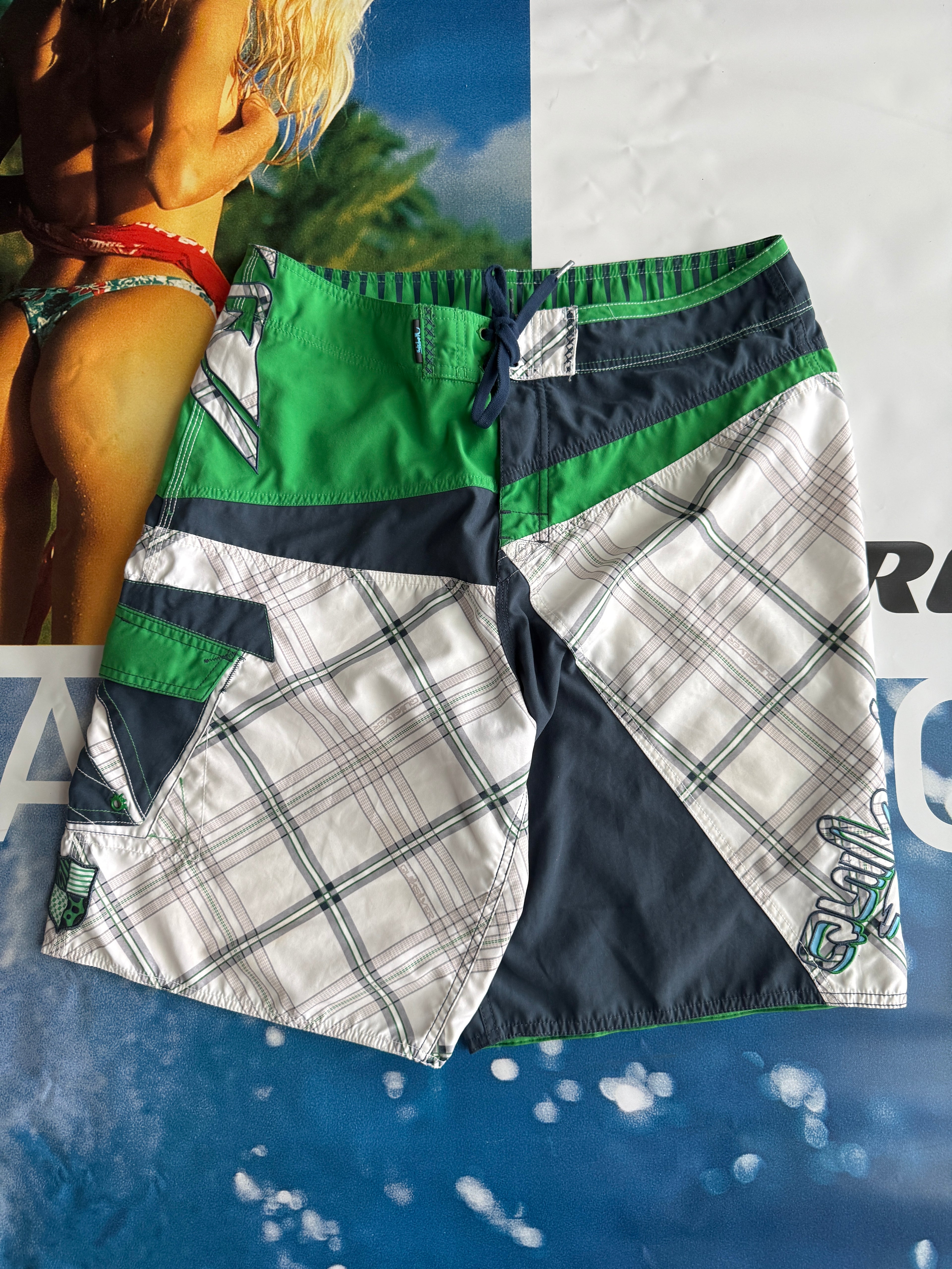 Y2K Quiksilver Plaid Boardshorts size