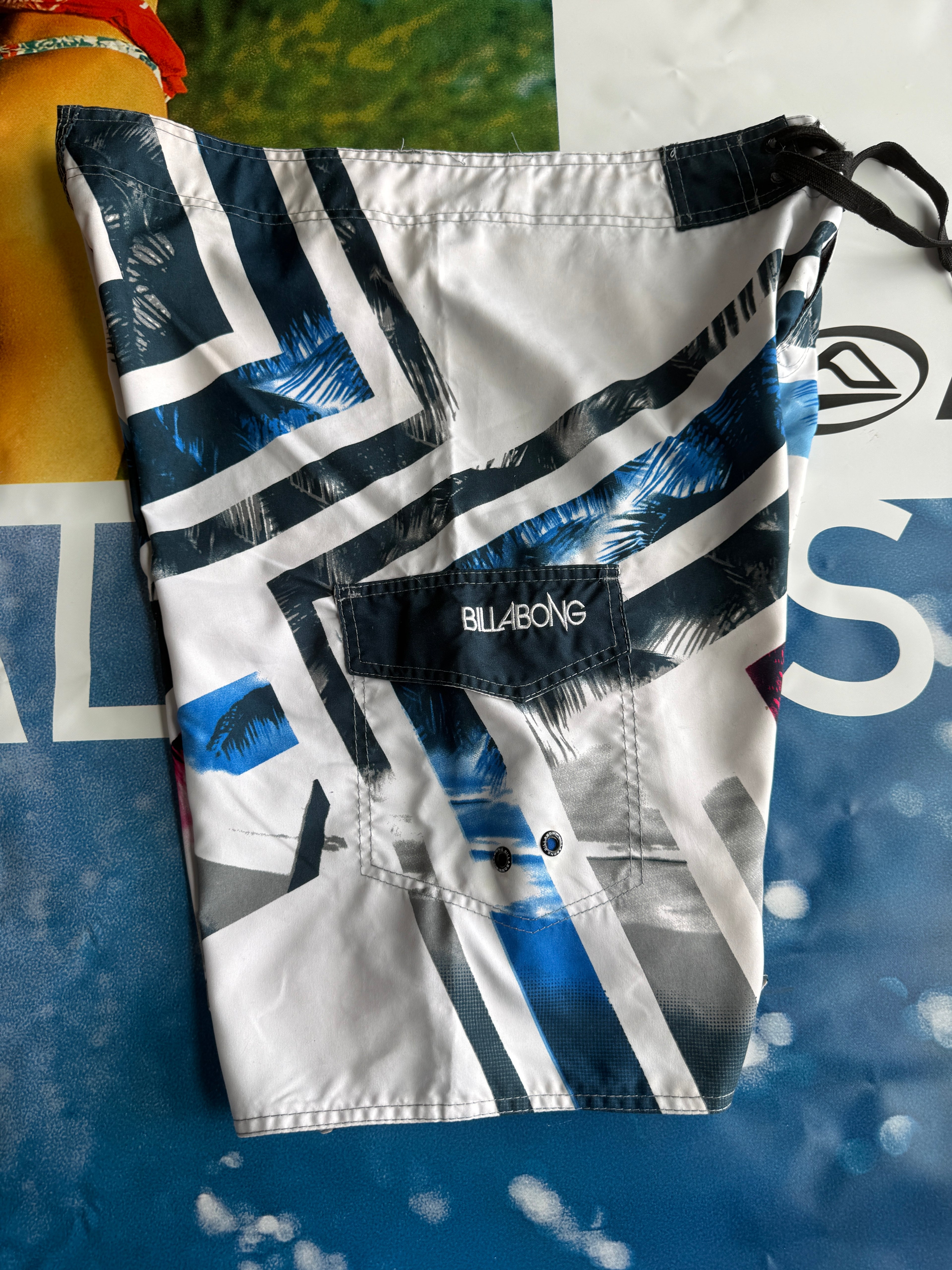 Y2K Billabong Boardshorts