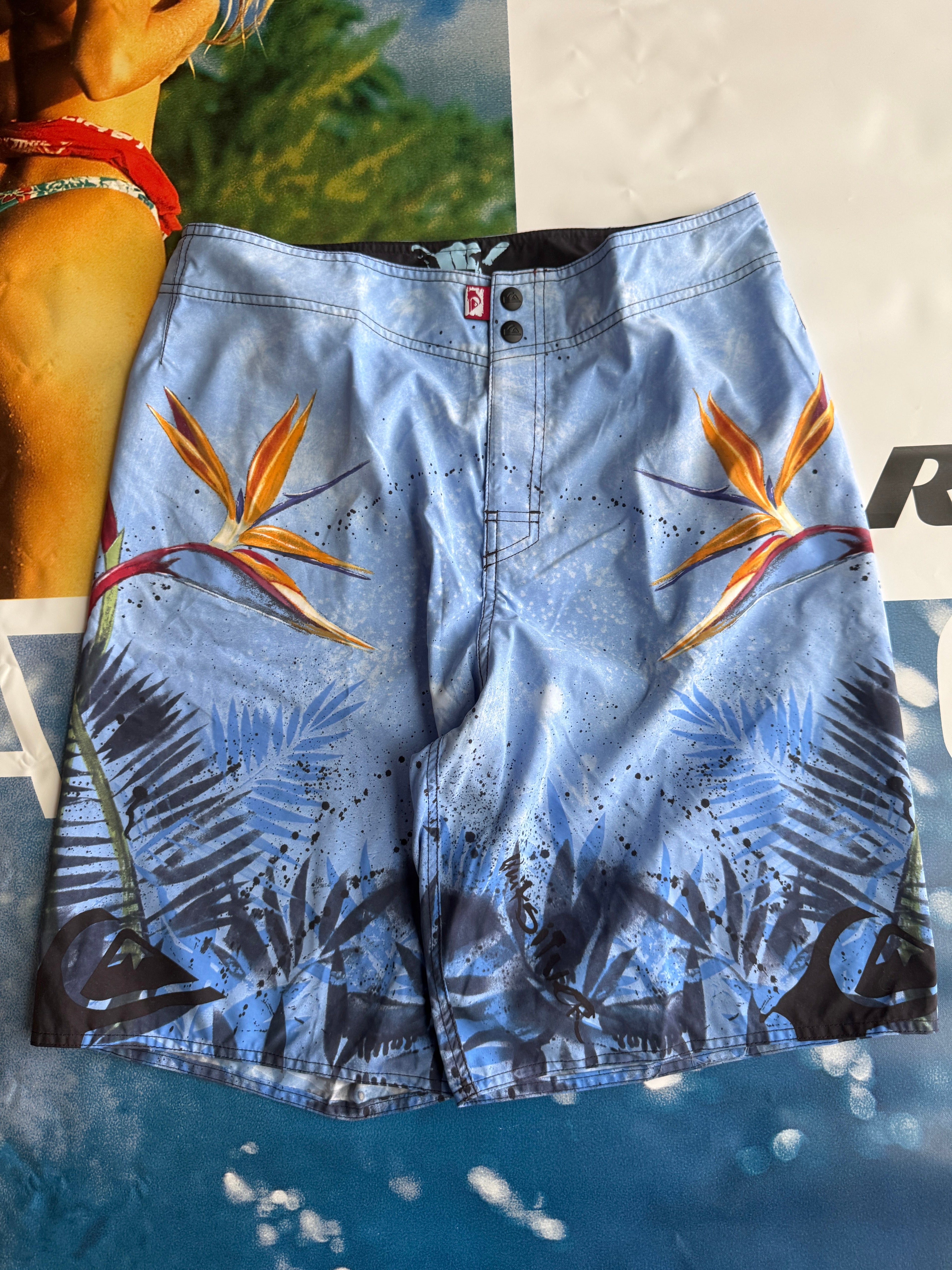 Quiksilver Y2K Boardshorts size 32