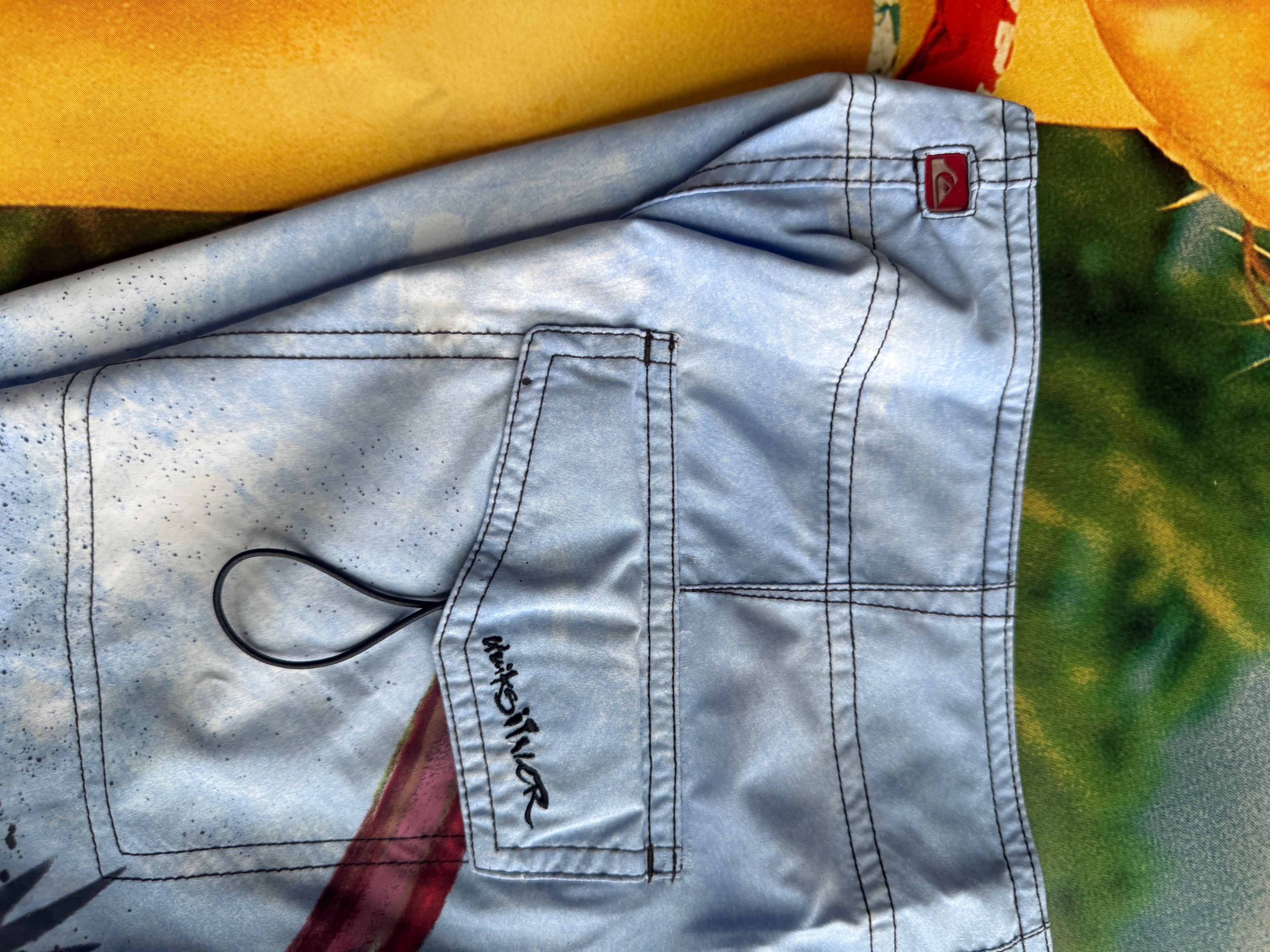 Quiksilver Y2K Boardshorts size 32